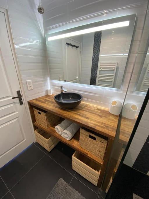 Villa Avec Jacuzzi Proche De La Mer Et Du Centre Barbâtre Exterior foto