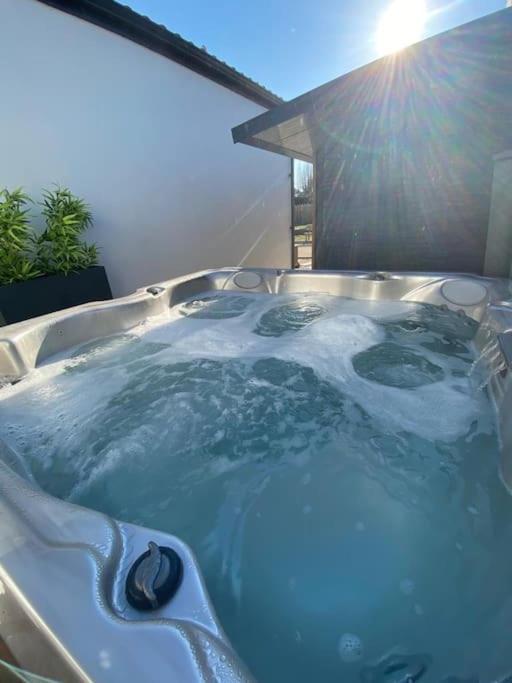 Villa Avec Jacuzzi Proche De La Mer Et Du Centre Barbâtre Exterior foto